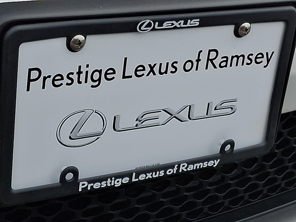 Thumbnail: 2024 Lexus ES - 30