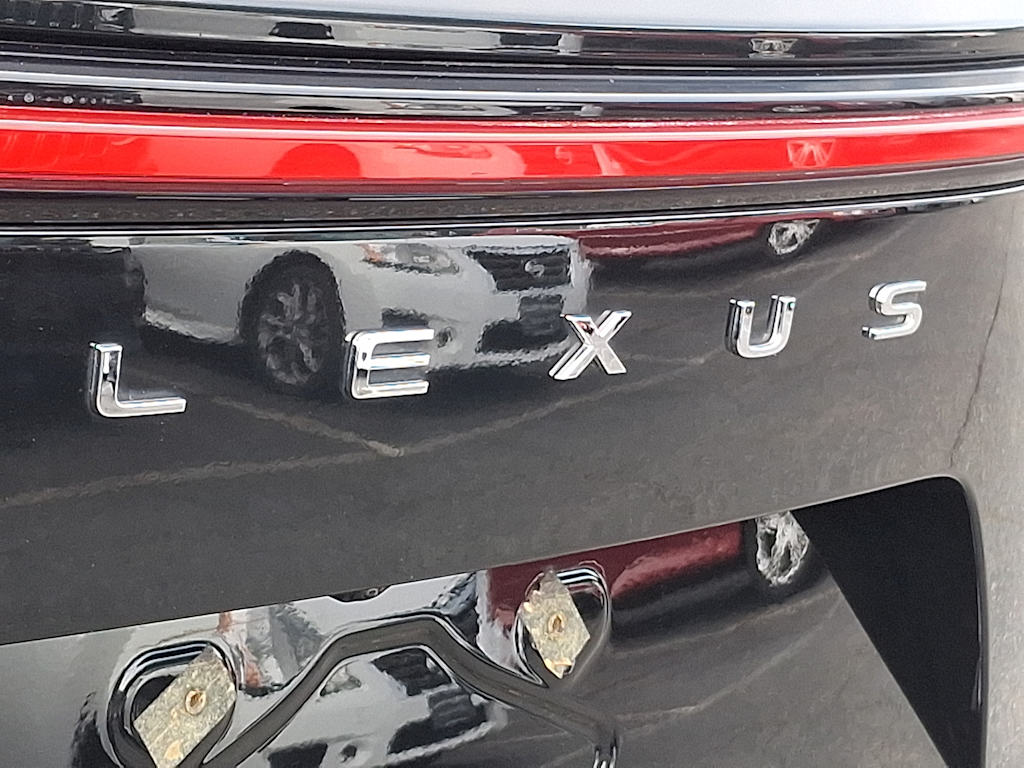 Thumbnail: 2024 Lexus ES - 30