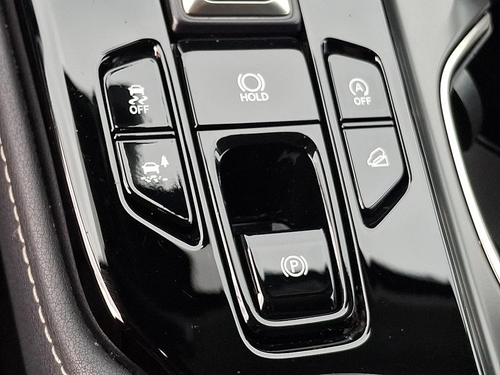 Thumbnail: 2024 Lexus ES - 26