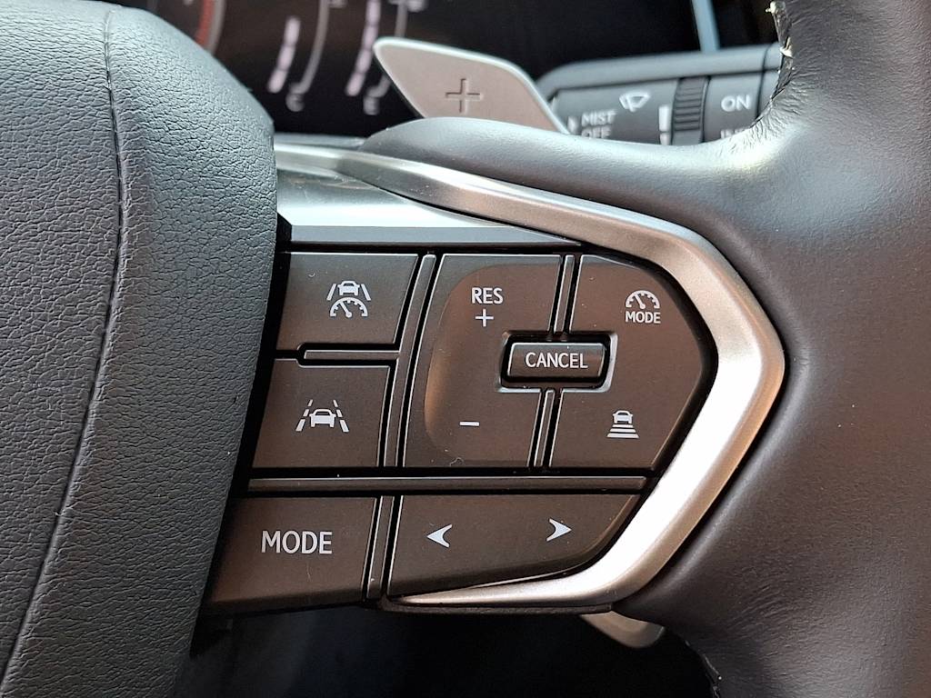 Thumbnail: 2024 Lexus ES - 22