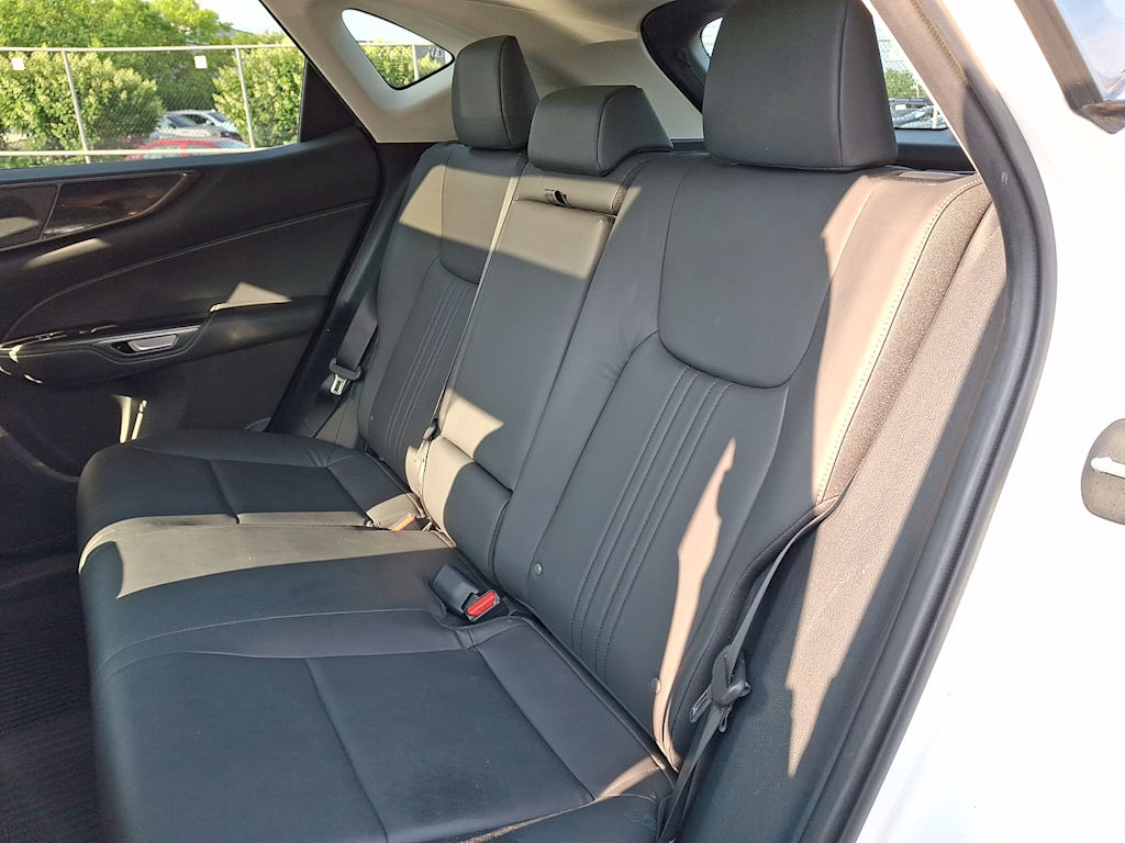 Thumbnail: 2024 Lexus ES - 8