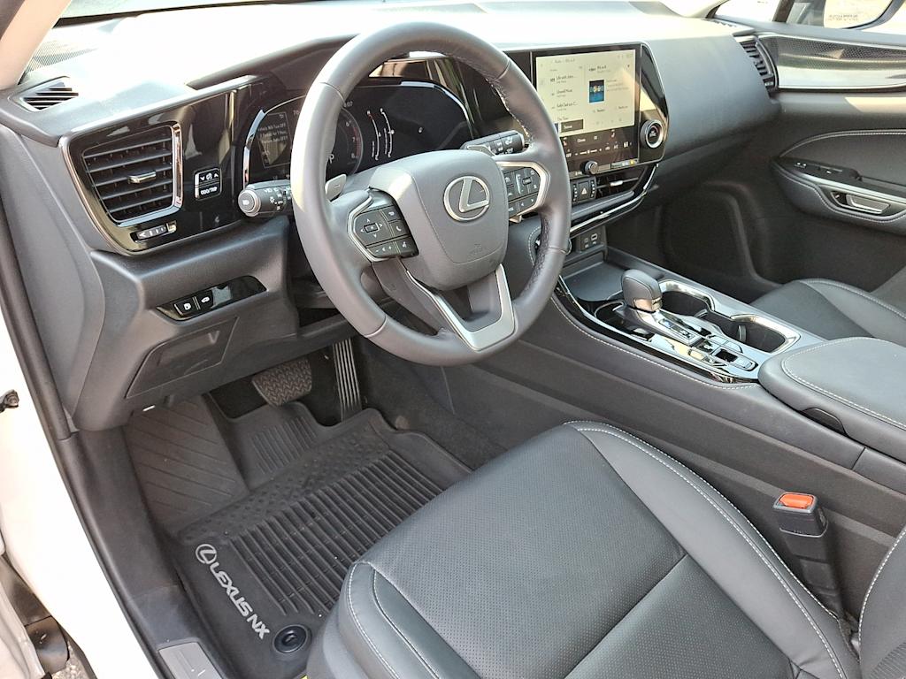 Thumbnail: 2024 Lexus ES - 2