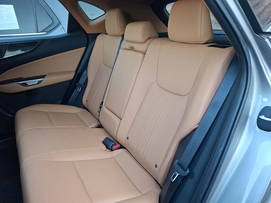 Thumbnail: 2024 Lexus ES - 7
