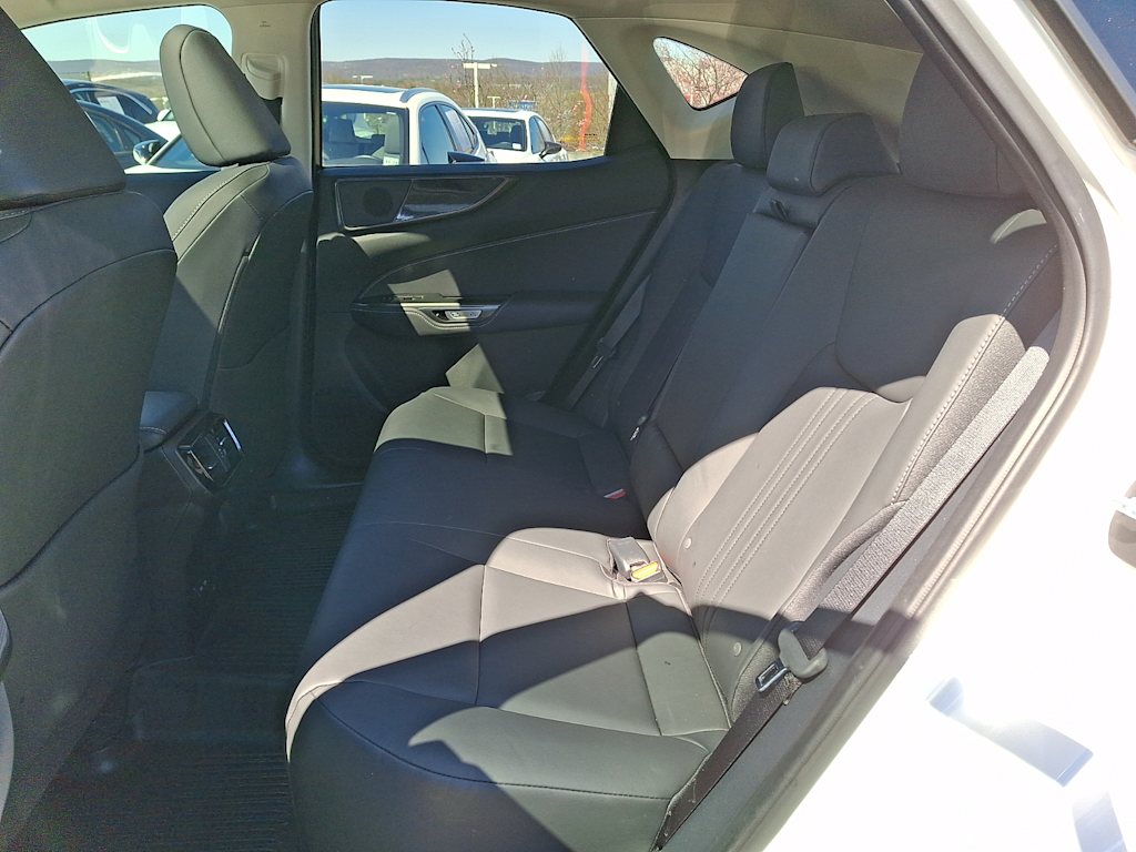 Thumbnail: 2024 Lexus ES - 8