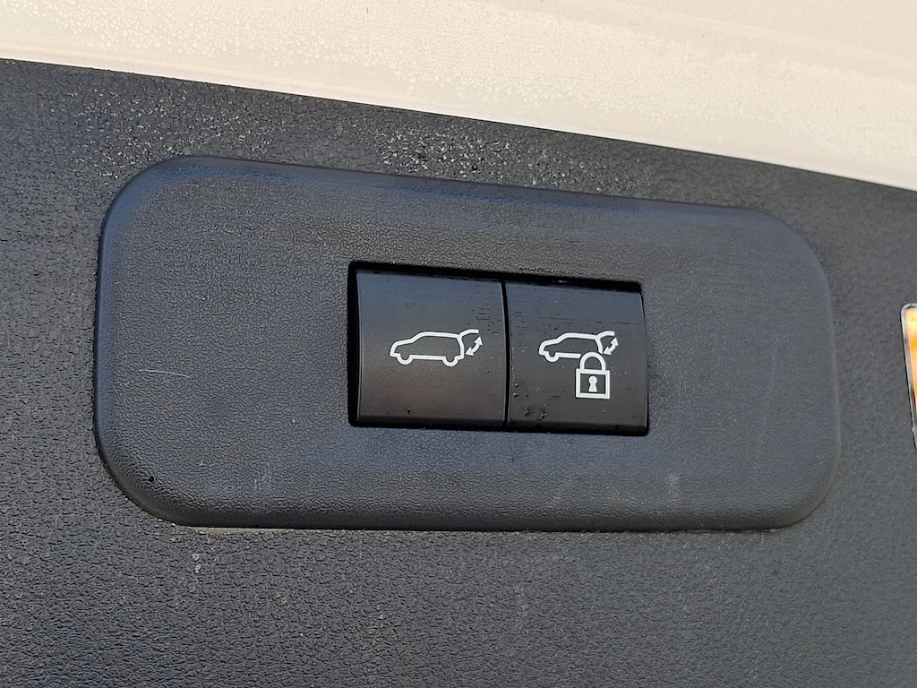 Thumbnail: 2024 Lexus ES - 27