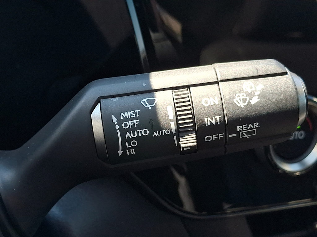 Thumbnail: 2024 Lexus ES - 25