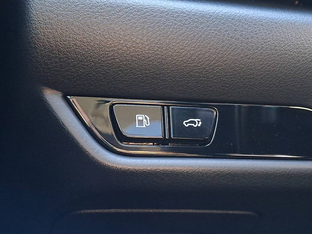 Thumbnail: 2024 Lexus ES - 24