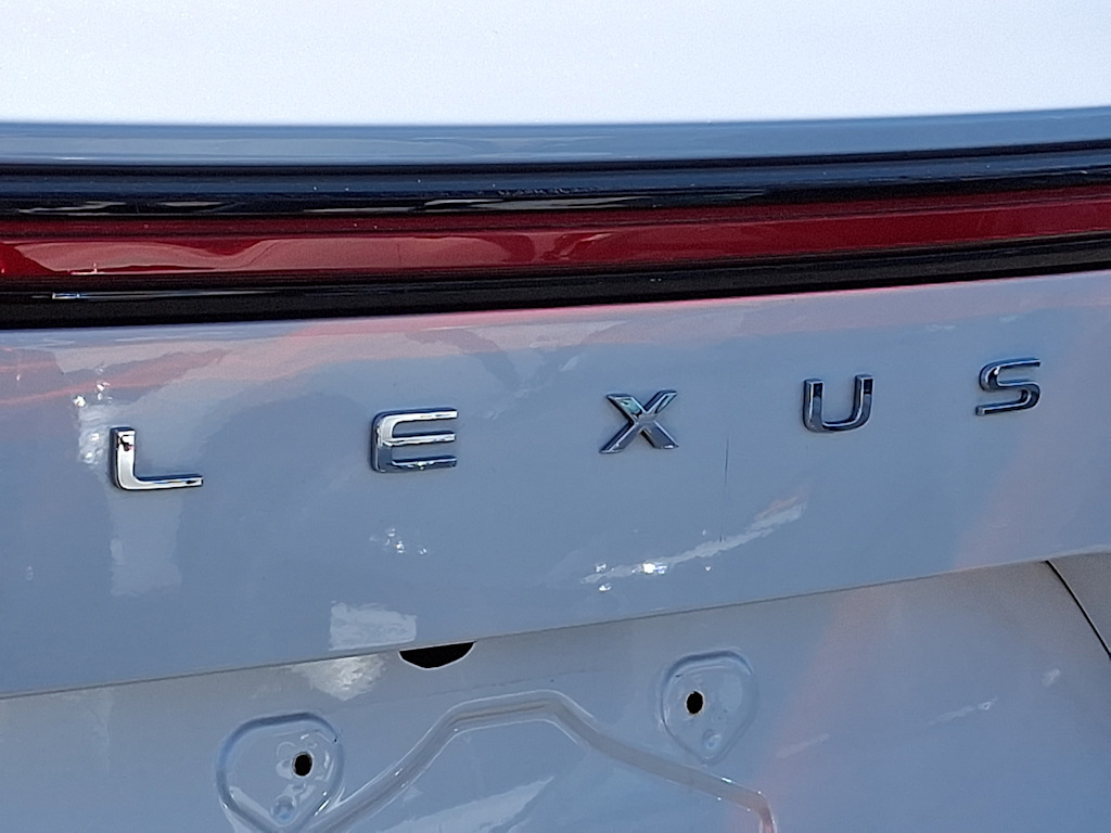 Thumbnail: 2024 Lexus ES - 29