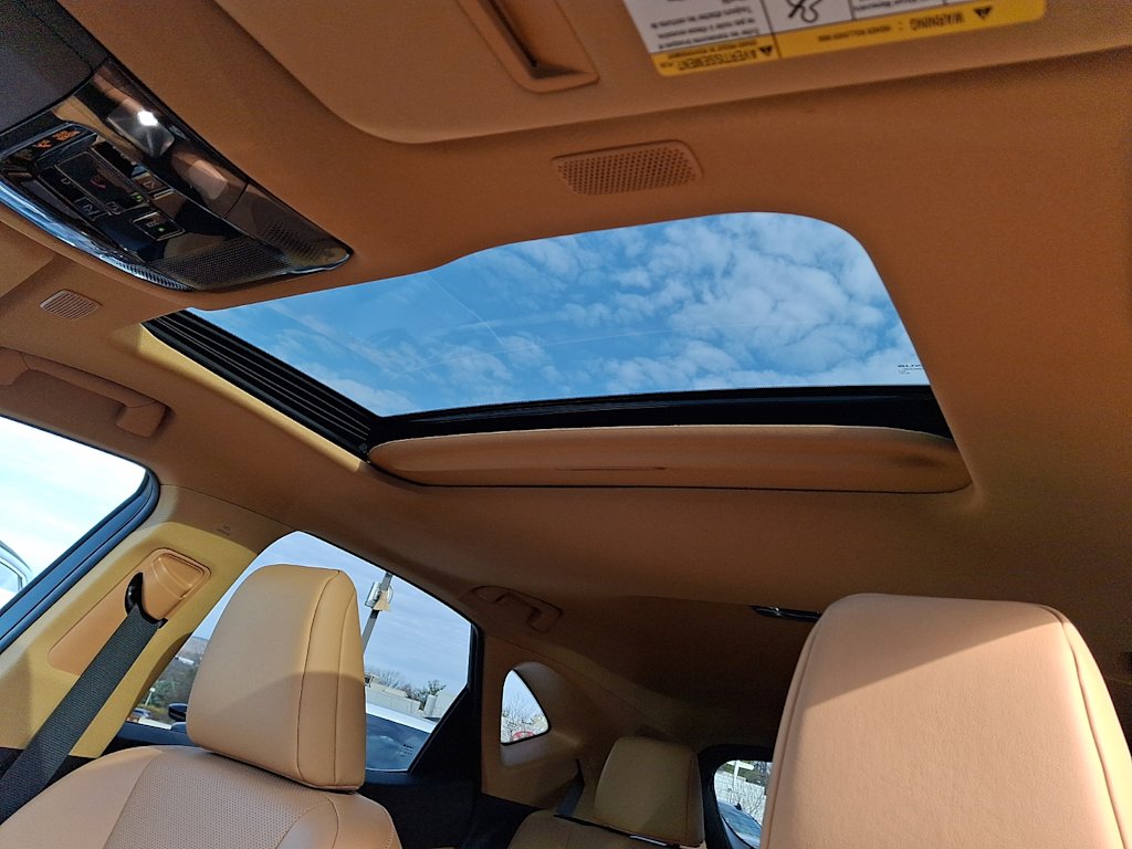 Thumbnail: 2024 Lexus ES - 19