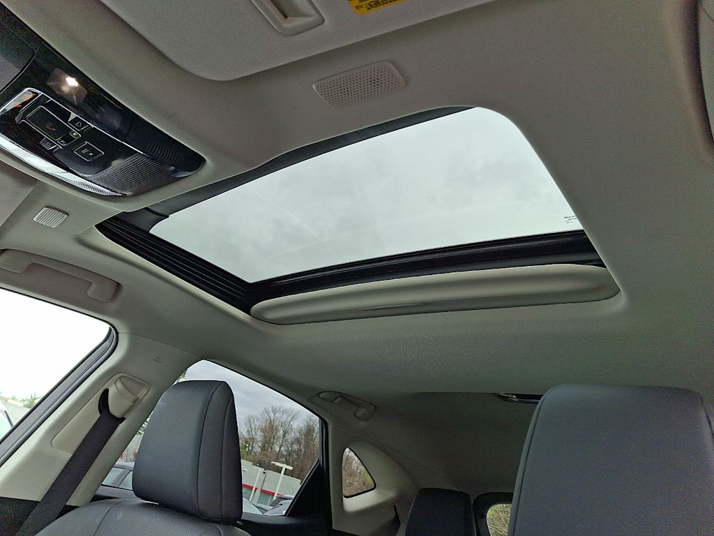 Thumbnail: 2025 Lexus ES - 15