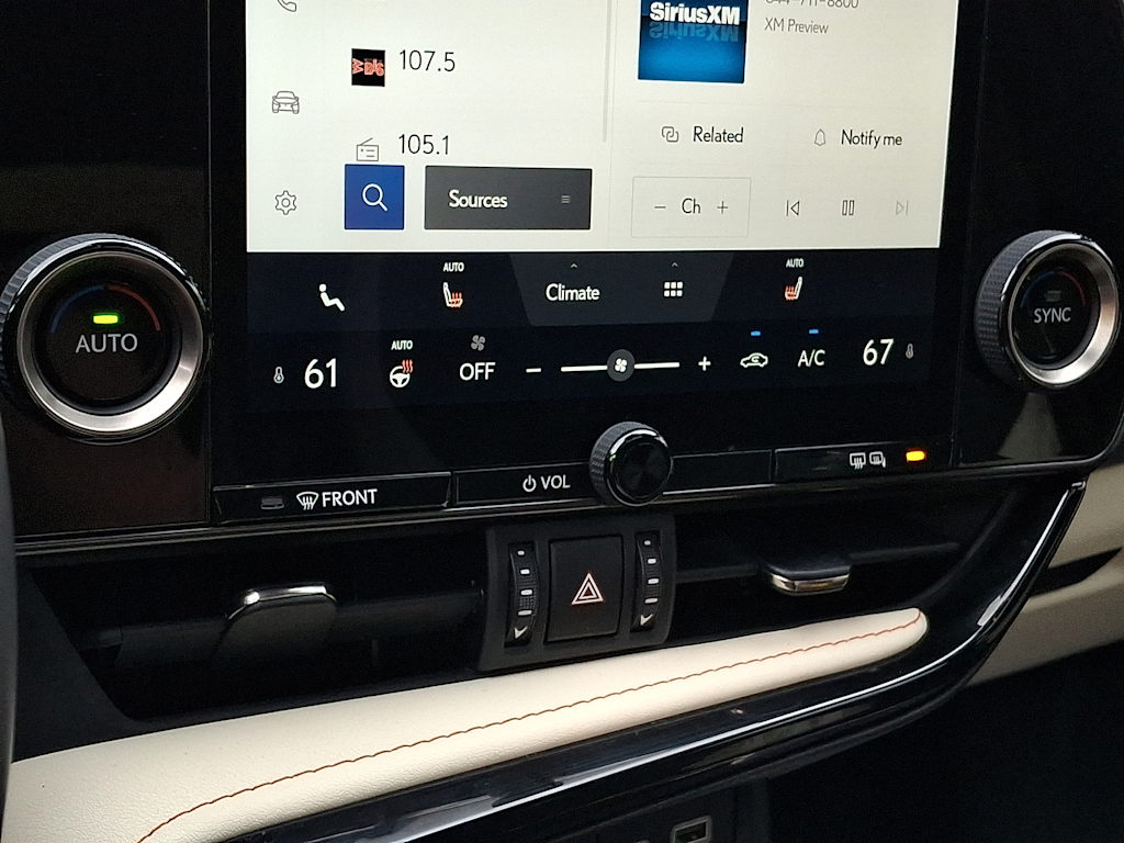Thumbnail: 2024 Lexus ES - 8