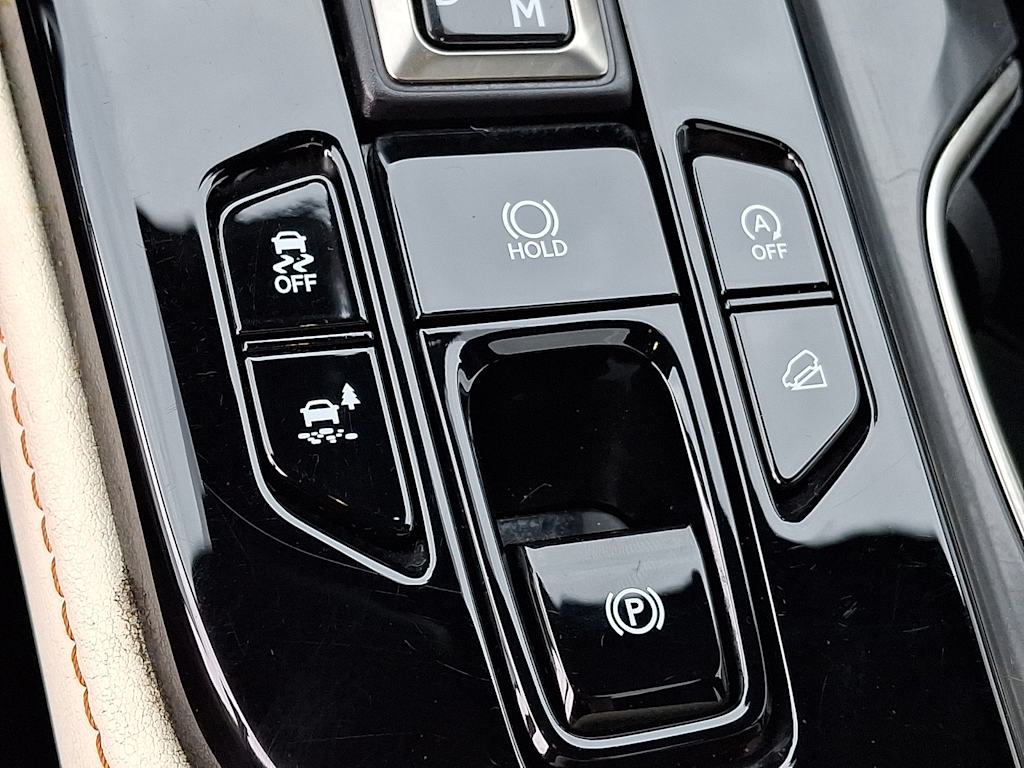 Thumbnail: 2024 Lexus ES - 22