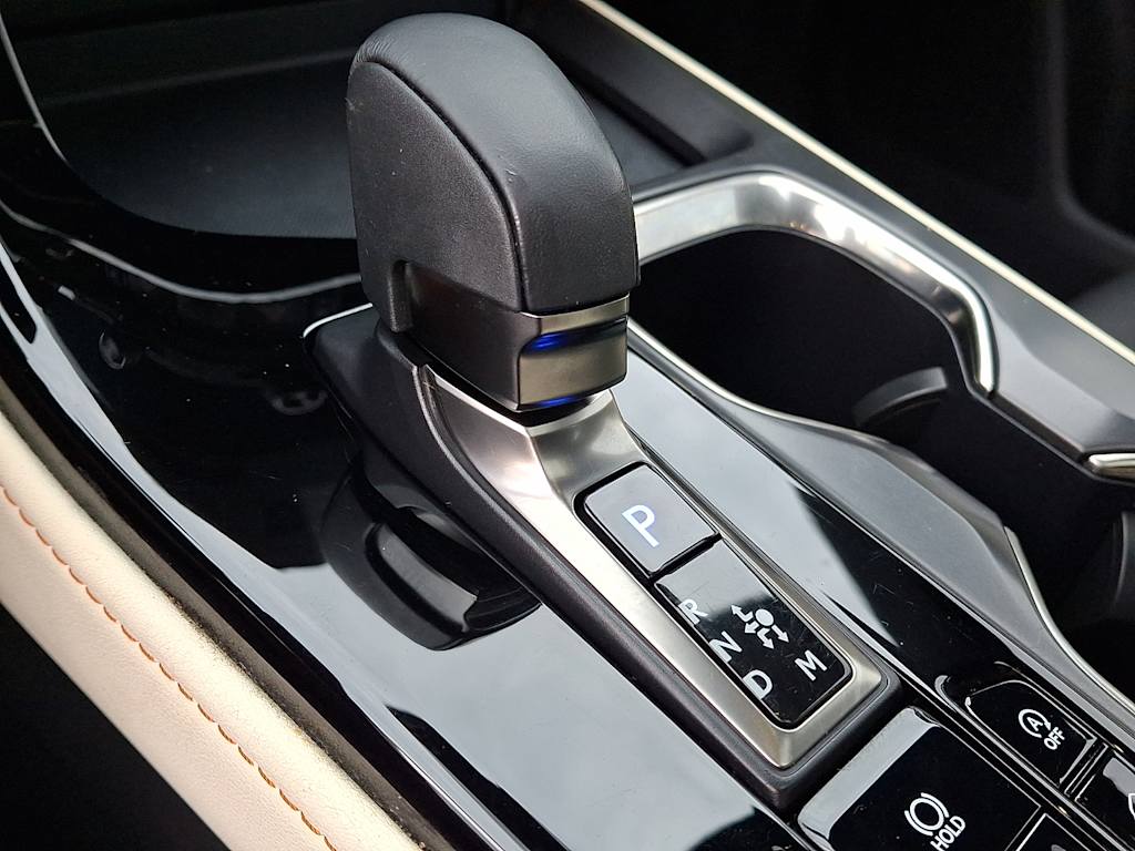 Thumbnail: 2024 Lexus ES - 9