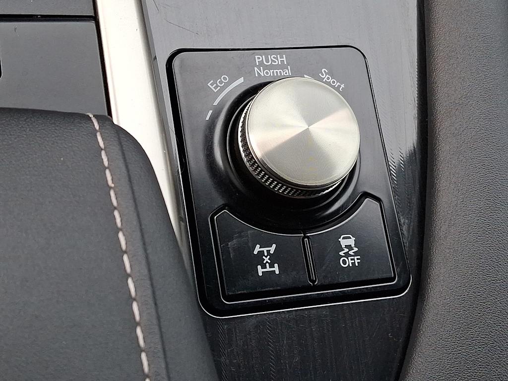 Thumbnail: 2021 Lexus RX - 13