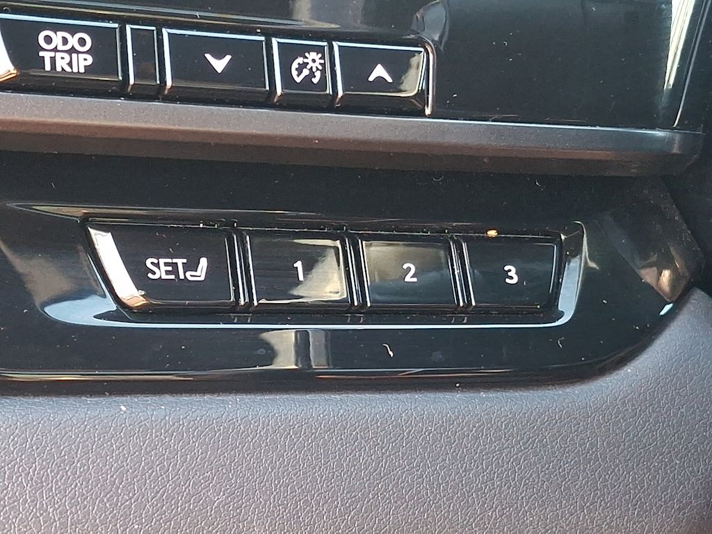 Thumbnail: 2024 Lexus RX - 26