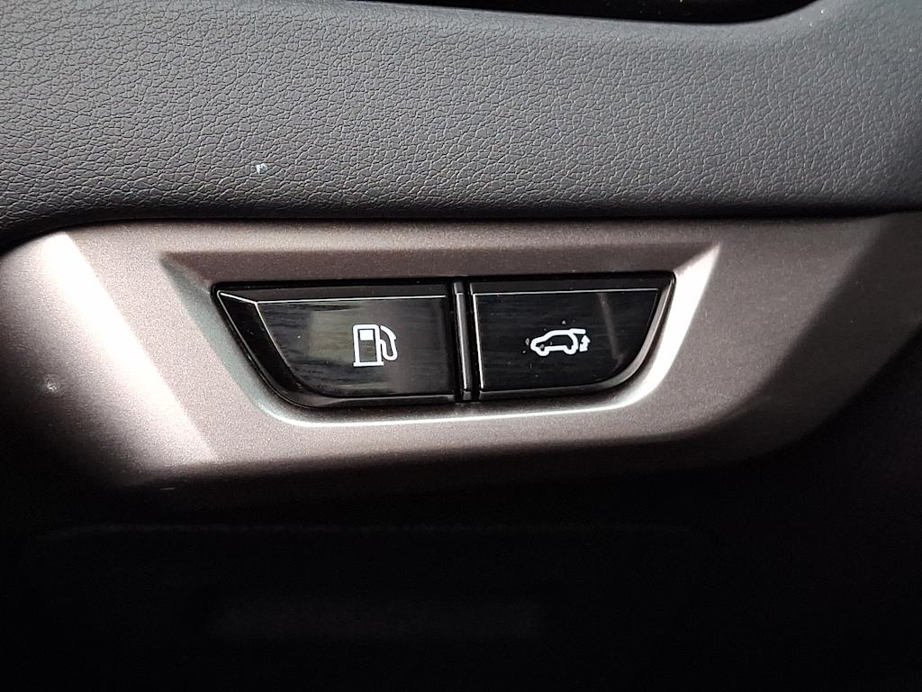 Thumbnail: 2025 Lexus RX - 25