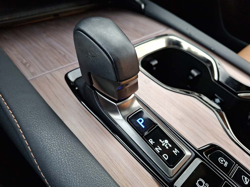 Thumbnail: 2023 Lexus RX - 9