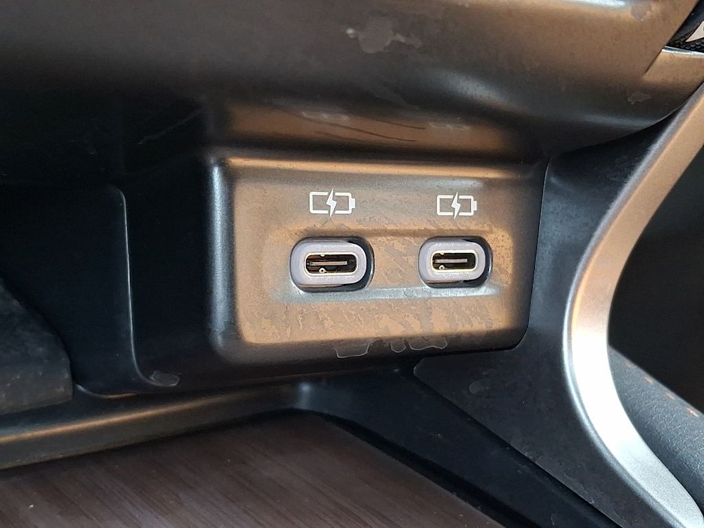 Thumbnail: 2023 Lexus RX - 23