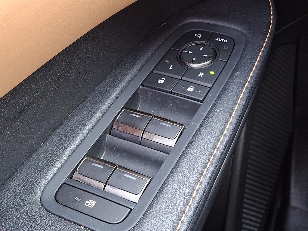 Thumbnail: 2023 Lexus RX - 27