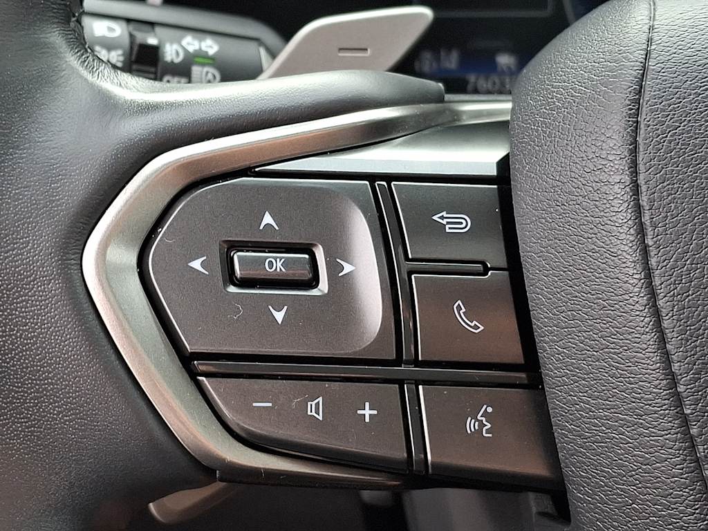 Thumbnail: 2023 Lexus RX - 21