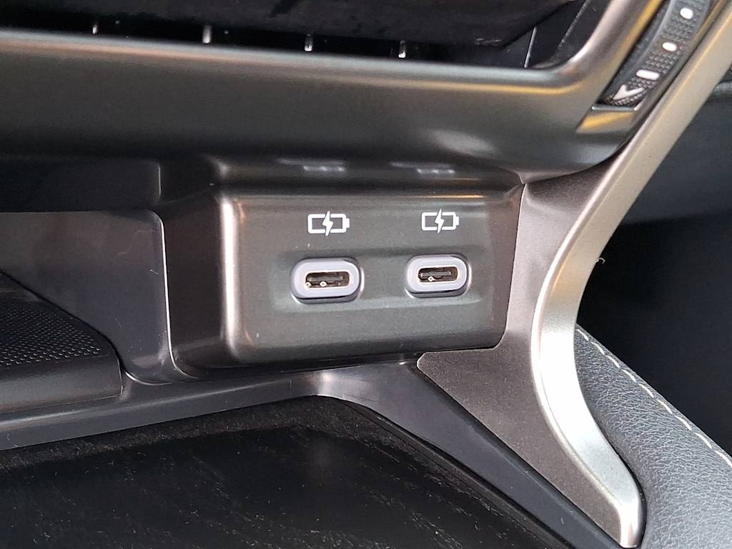 Thumbnail: 2023 Lexus RX - 23