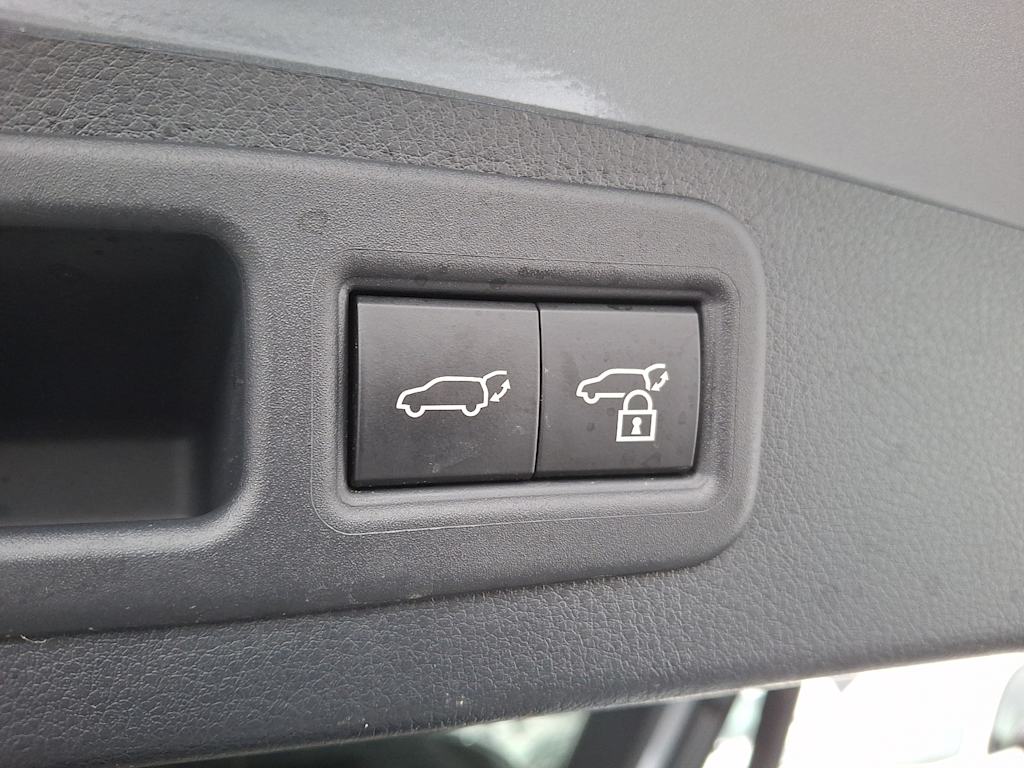 Thumbnail: 2023 Lexus RX - 28