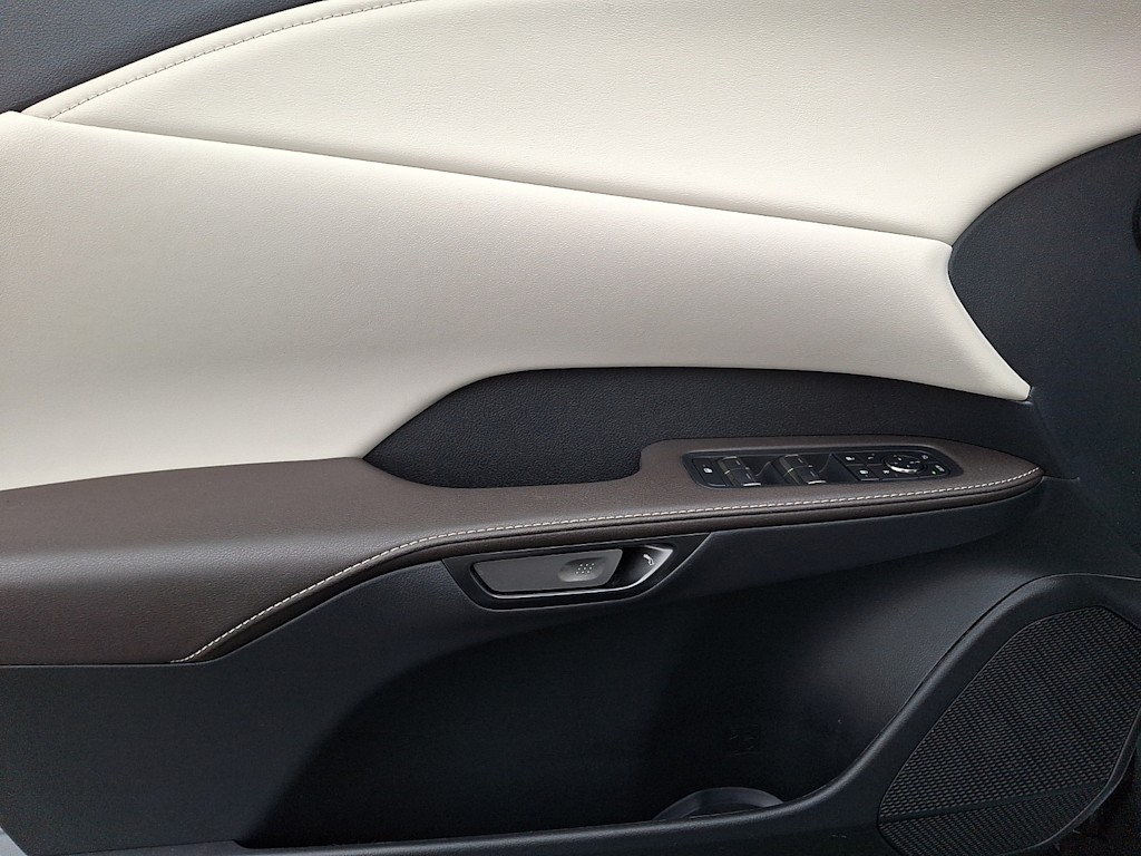 Thumbnail: 2023 Lexus RX - 16