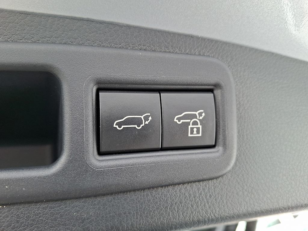 Thumbnail: 2023 Lexus RX - 28