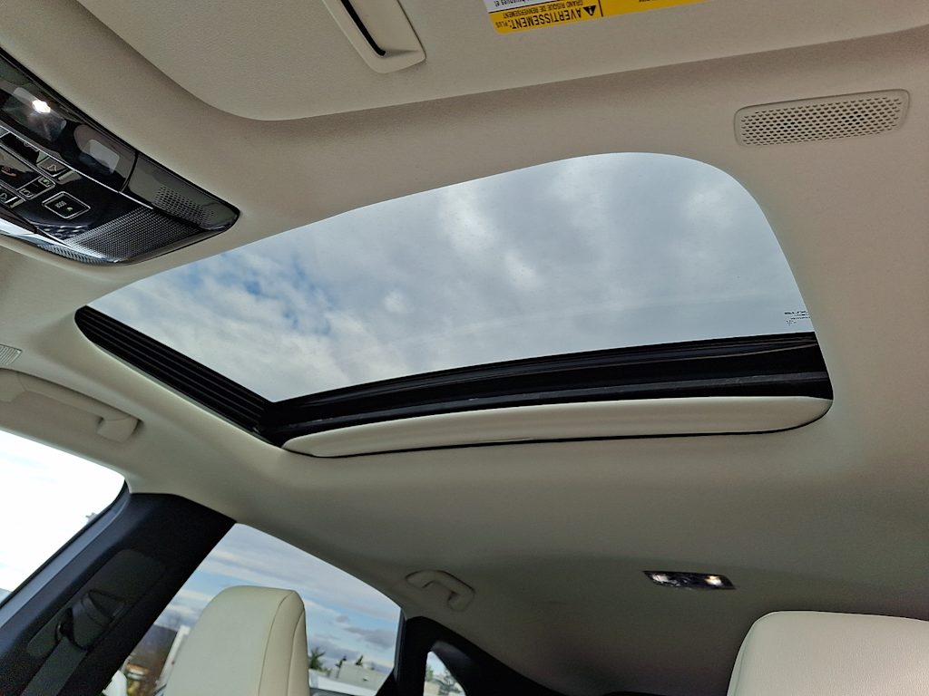 Thumbnail: 2023 Lexus RX - 17