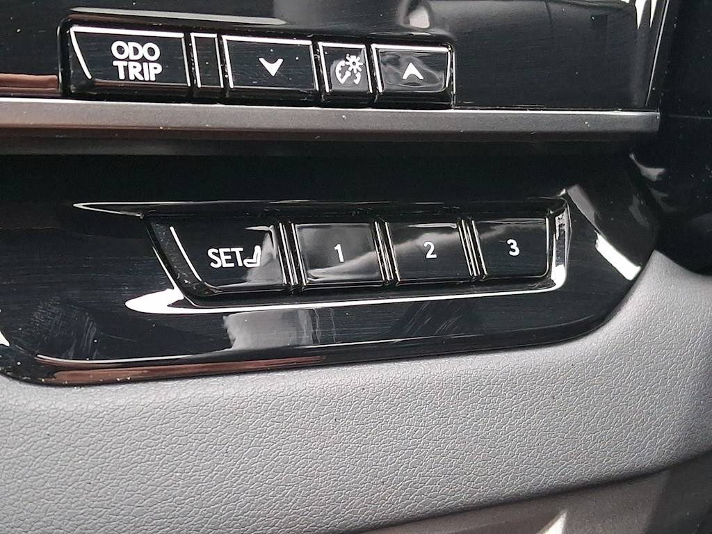 Thumbnail: 2024 Lexus RX - 23