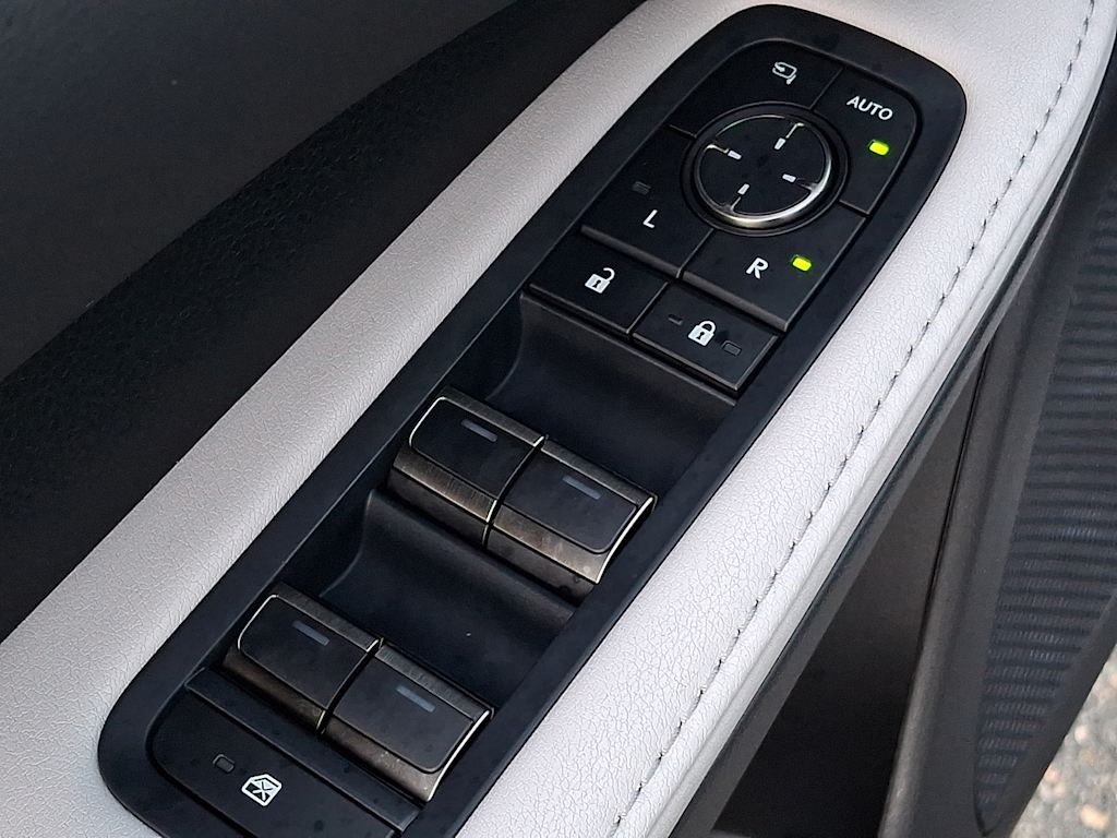 Thumbnail: 2024 Lexus RX - 28