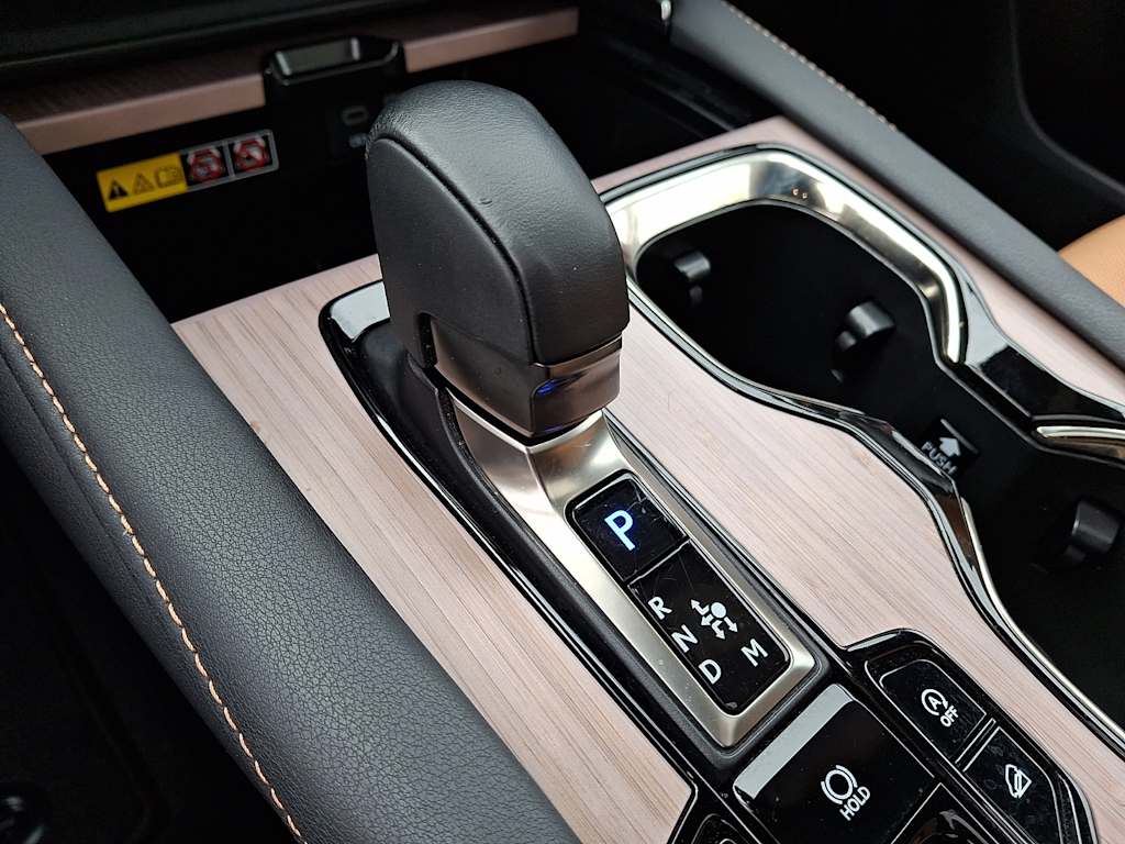 Thumbnail: 2024 Lexus RX - 10