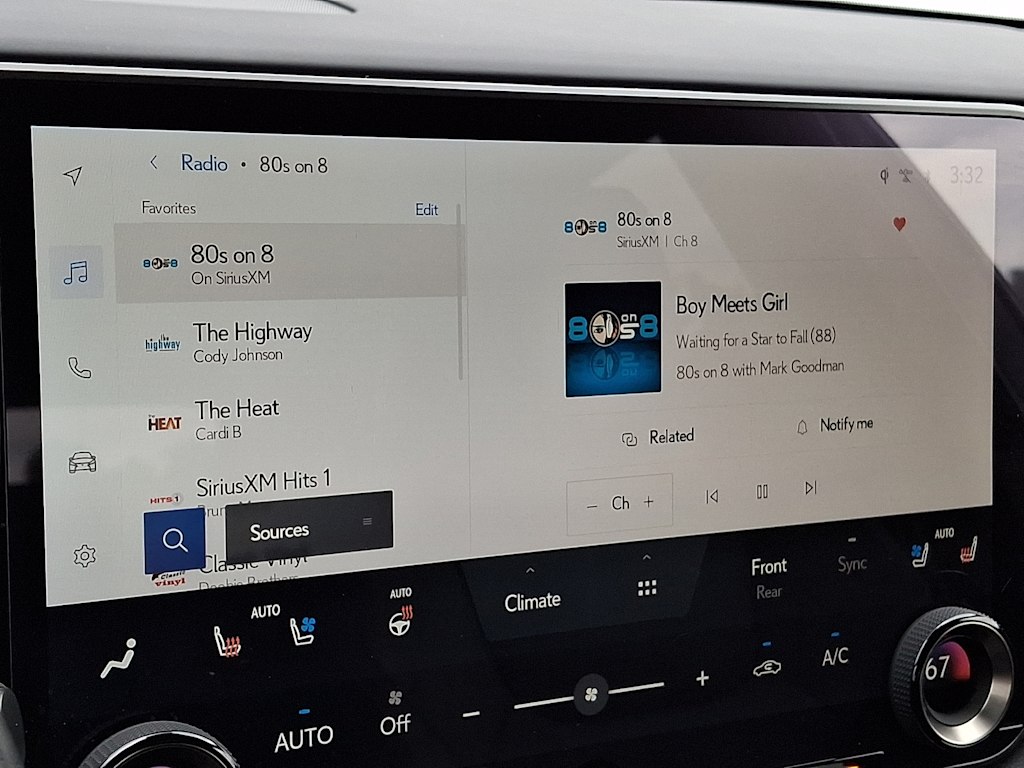 Thumbnail: 2023 Lexus RX - 19