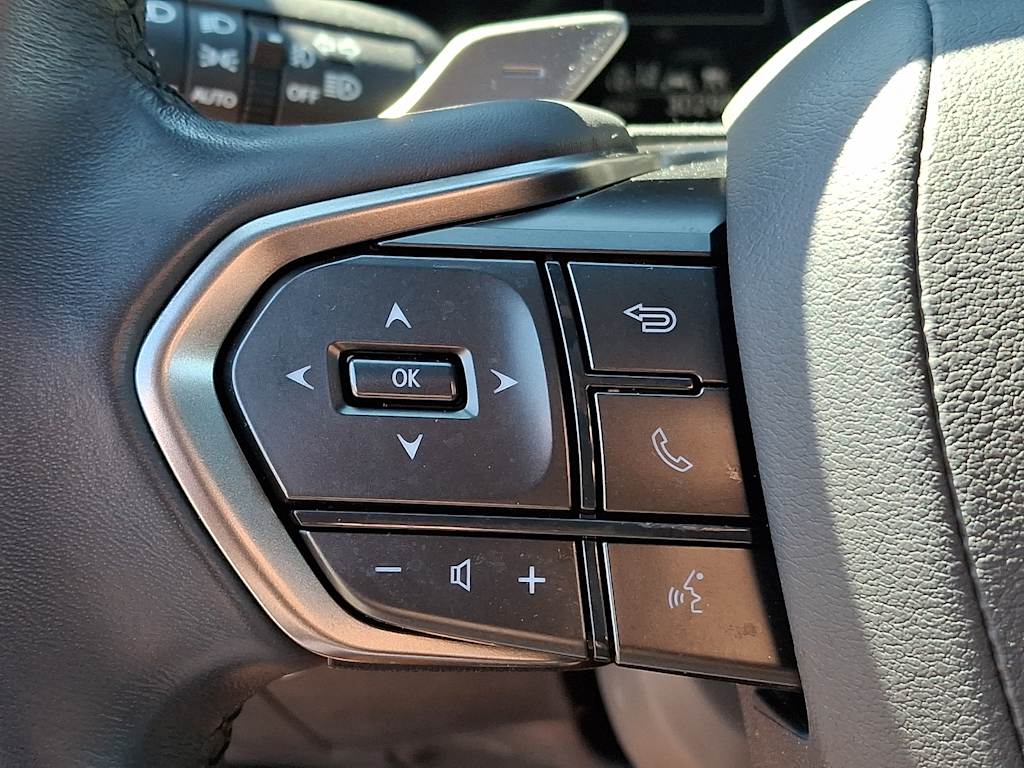 Thumbnail: 2023 Lexus RX - 21
