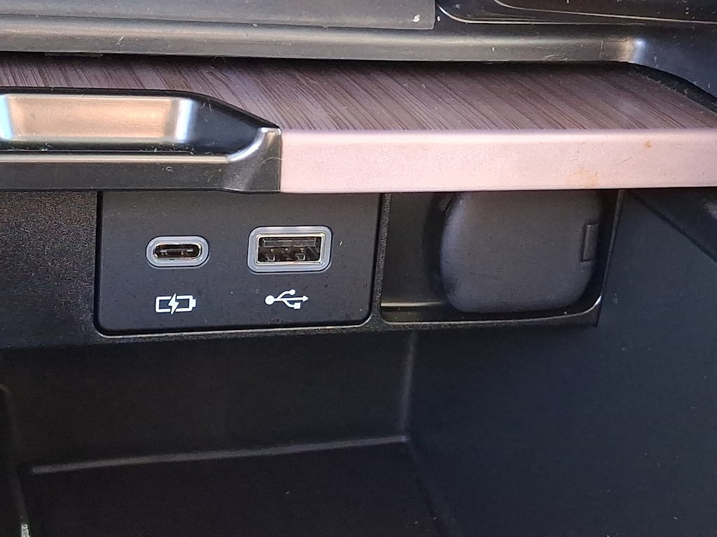 Thumbnail: 2023 Lexus RX - 25