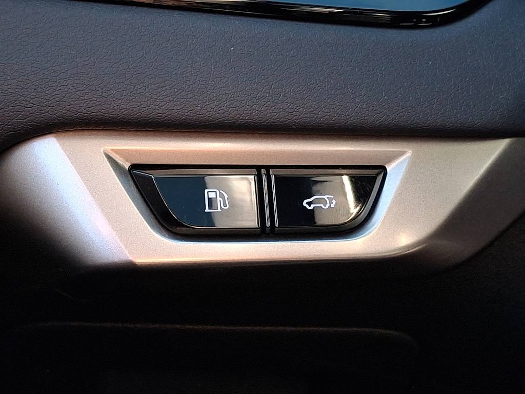 Thumbnail: 2023 Lexus RX - 28