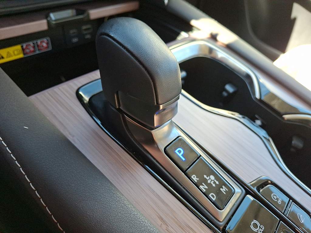 Thumbnail: 2023 Lexus RX - 9