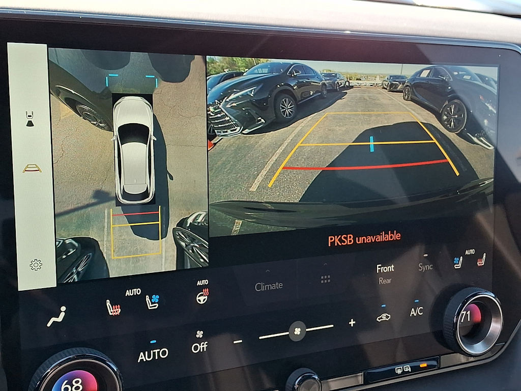 Thumbnail: 2023 Lexus RX - 19