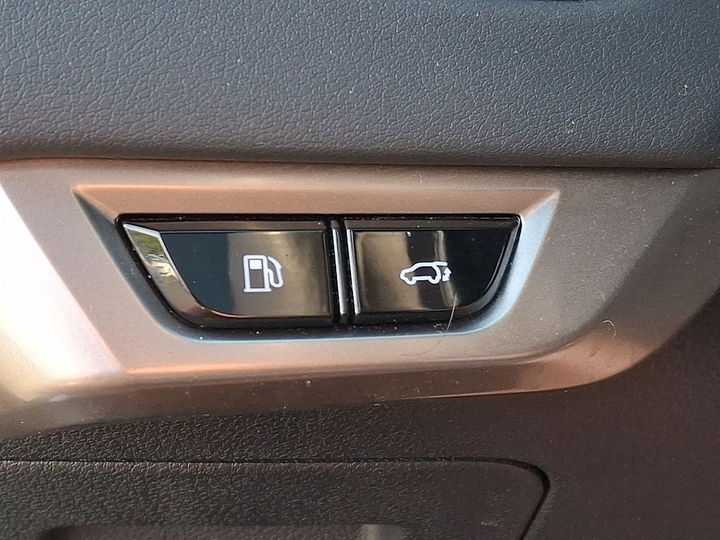 Thumbnail: 2024 Lexus RX - 22