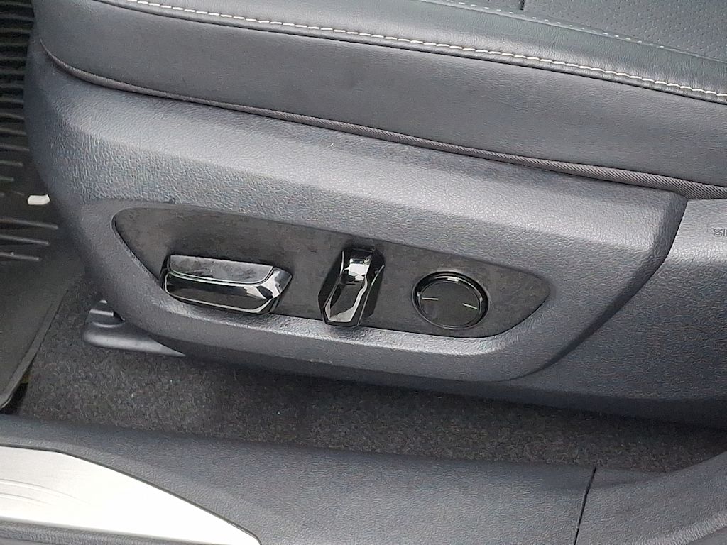 Thumbnail: 2026 Lexus RX - 16