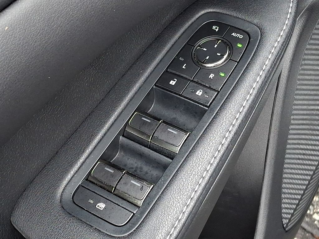 Thumbnail: 2023 Lexus RX - 27