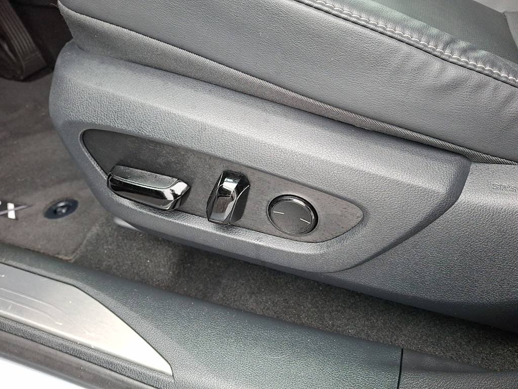 Thumbnail: 2023 Lexus RX - 16