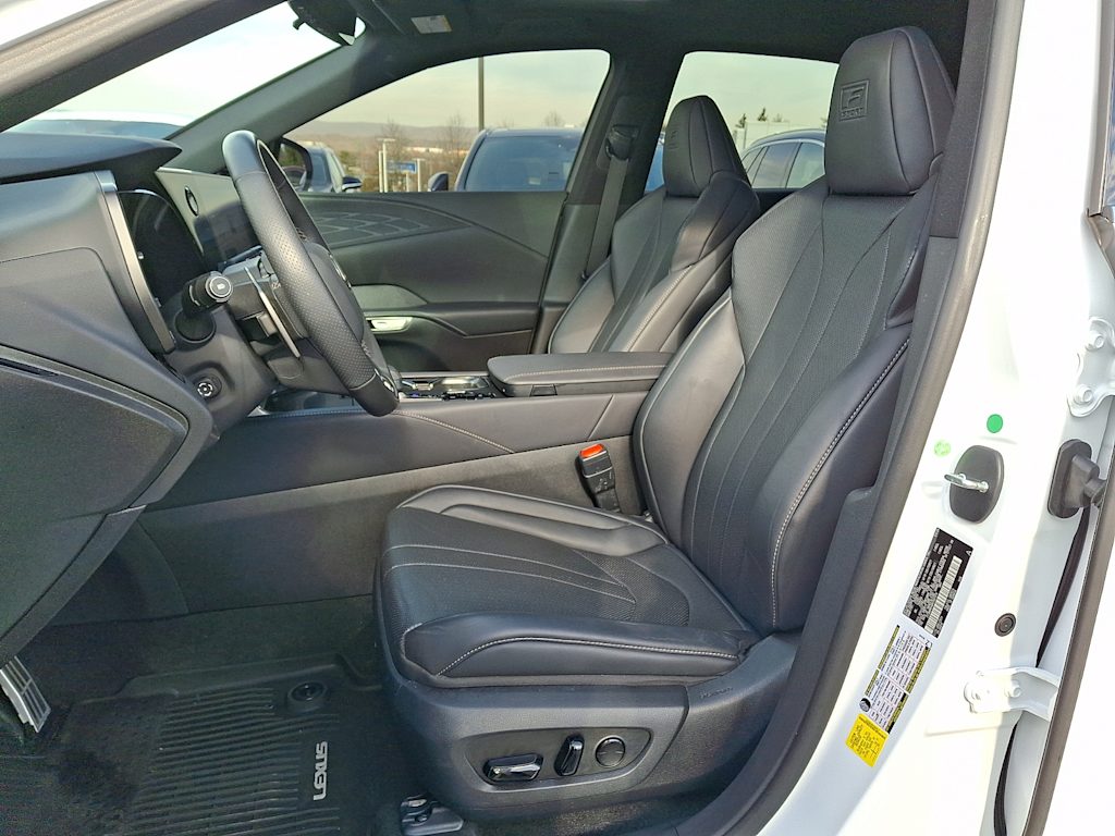 Thumbnail: 2024 Lexus RX - 7