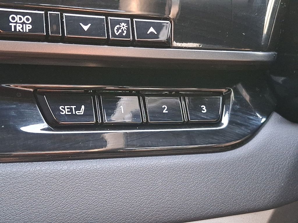 Thumbnail: 2024 Lexus RX - 27