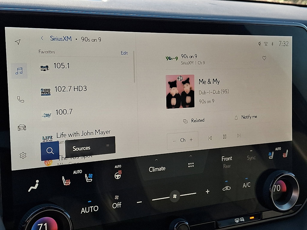 Thumbnail: 2024 Lexus RX - 18