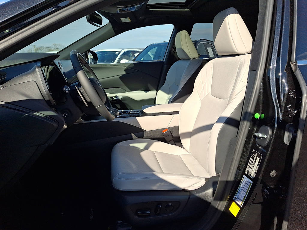 Thumbnail: 2023 Lexus RX - 8