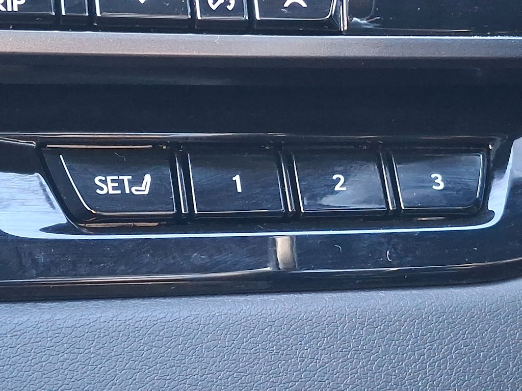 Thumbnail: 2023 Lexus RX - 26