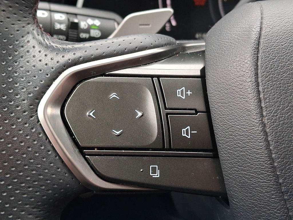 Thumbnail: 2023 Lexus RX - 19