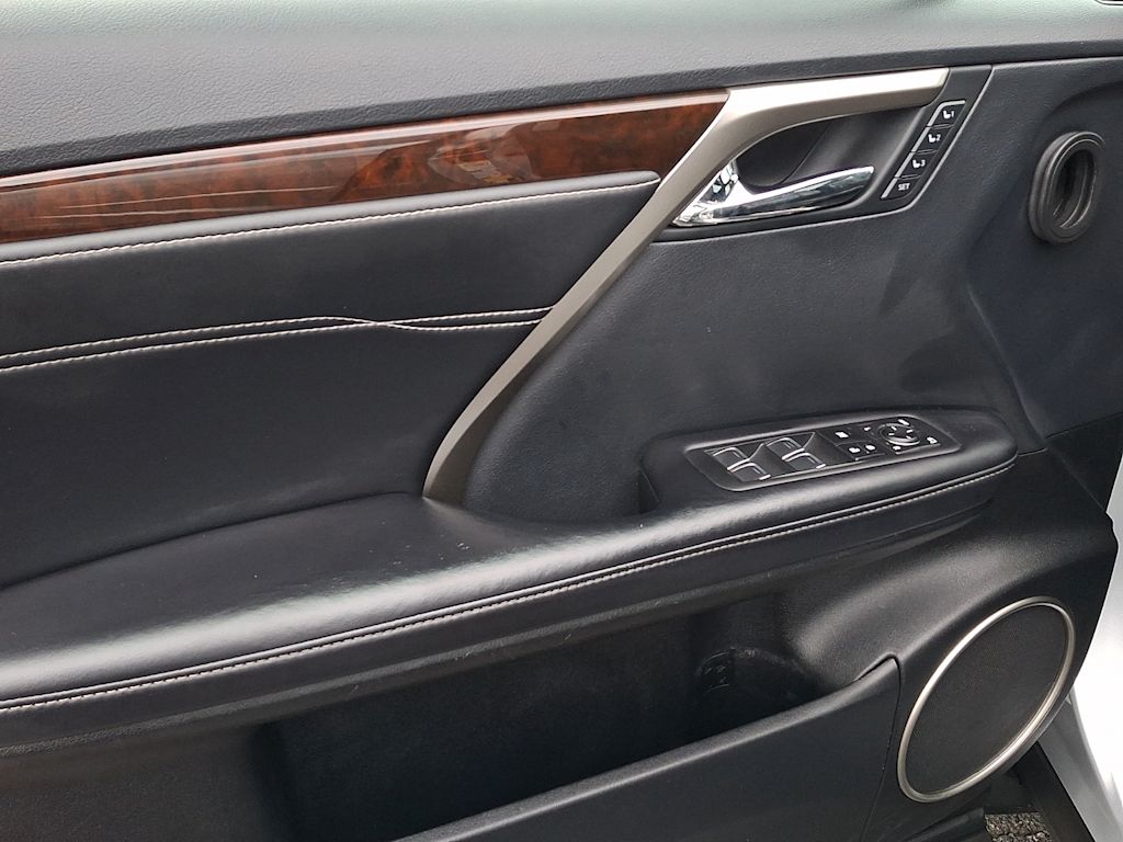 Thumbnail: 2019 Lexus RX - 17