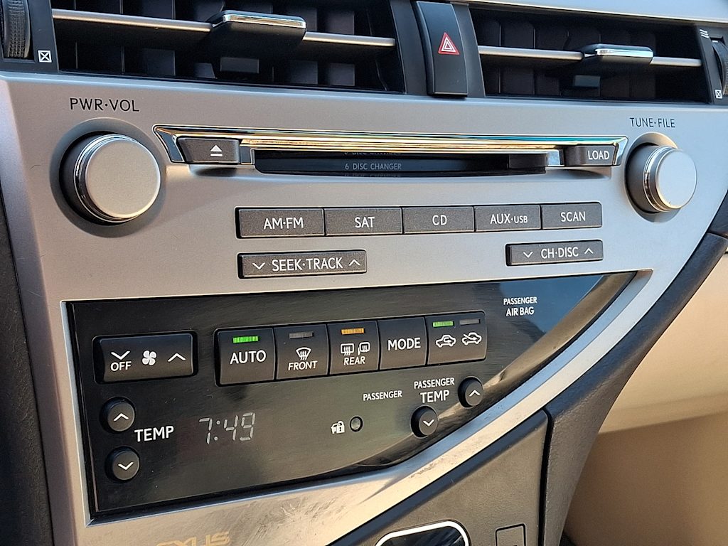 Thumbnail: 2010 Lexus RX - 9